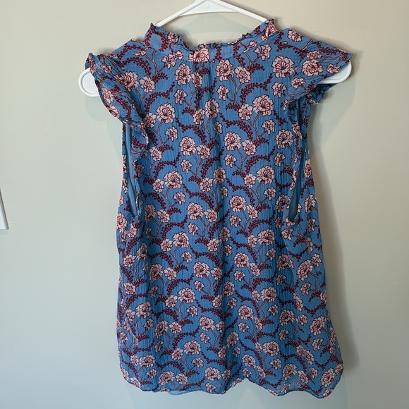 A.L.C Foley Top in Blue & Red Multi Silk Flutter Sleeve Floral Size 10 - Picture 9 of 11